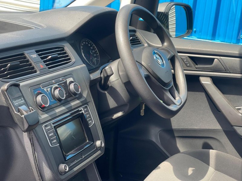 VOLKSWAGEN CADDY MAXI