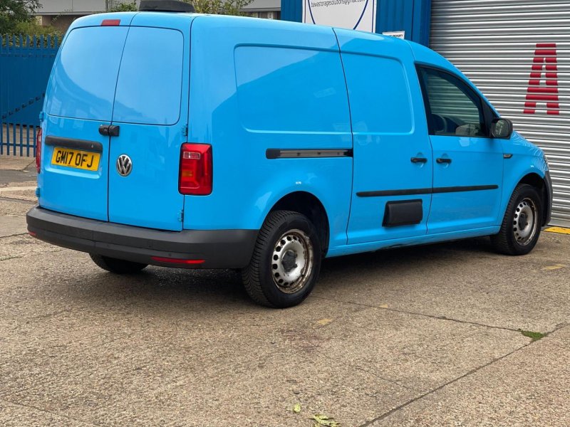 VOLKSWAGEN CADDY MAXI