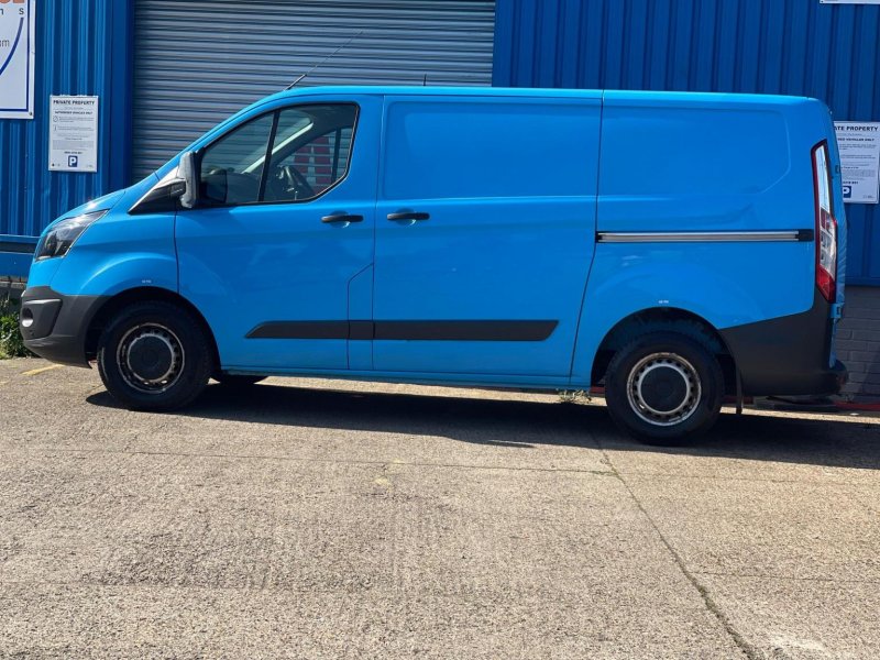 FORD TRANSIT CUSTOM