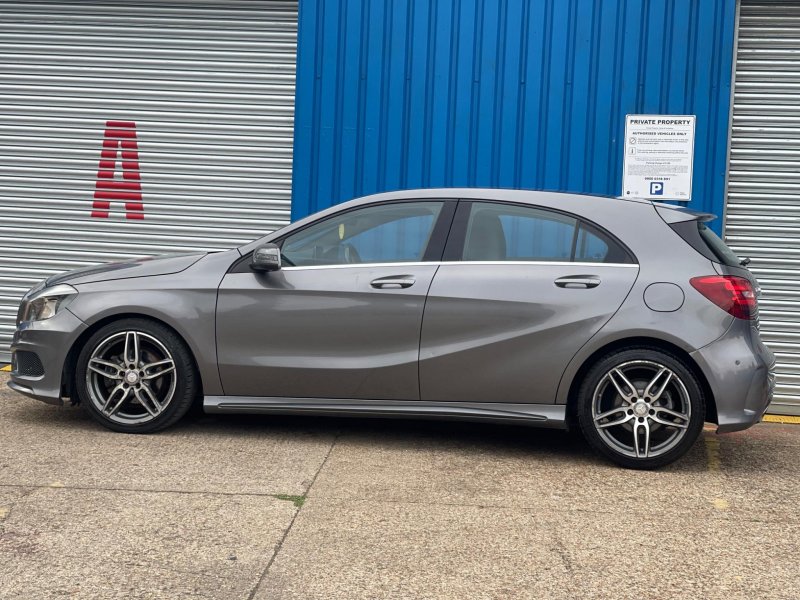 MERCEDES-BENZ A CLASS