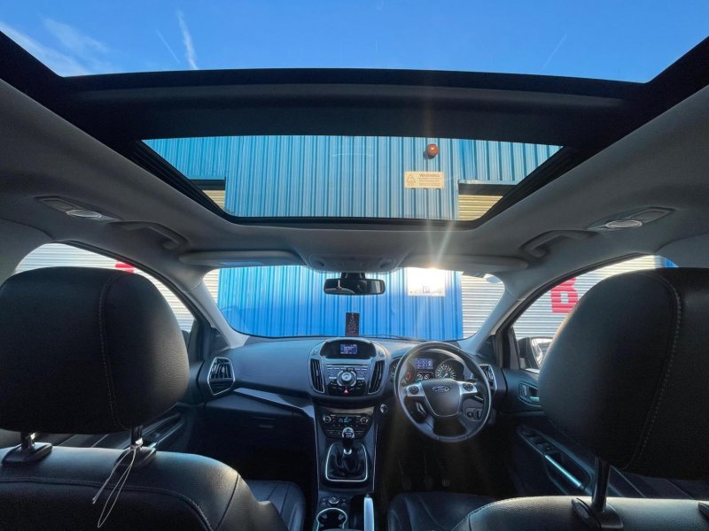 FORD KUGA