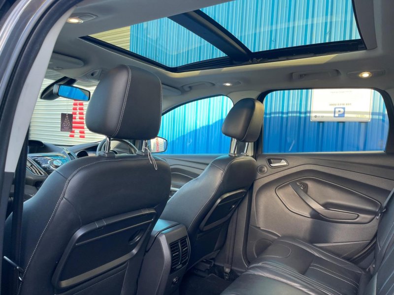 FORD KUGA