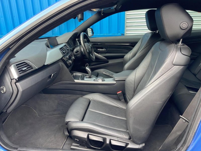 BMW 4 SERIES