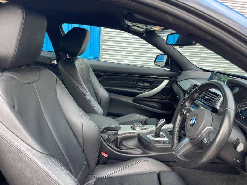 BMW 4 SERIES