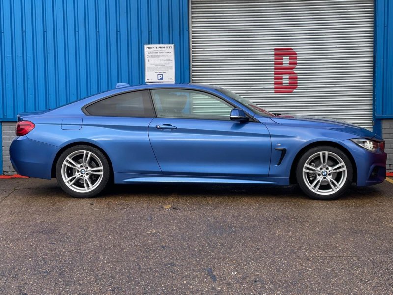BMW 4 SERIES