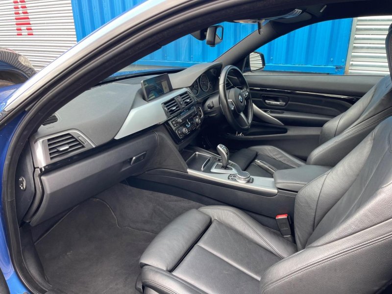 BMW 4 SERIES